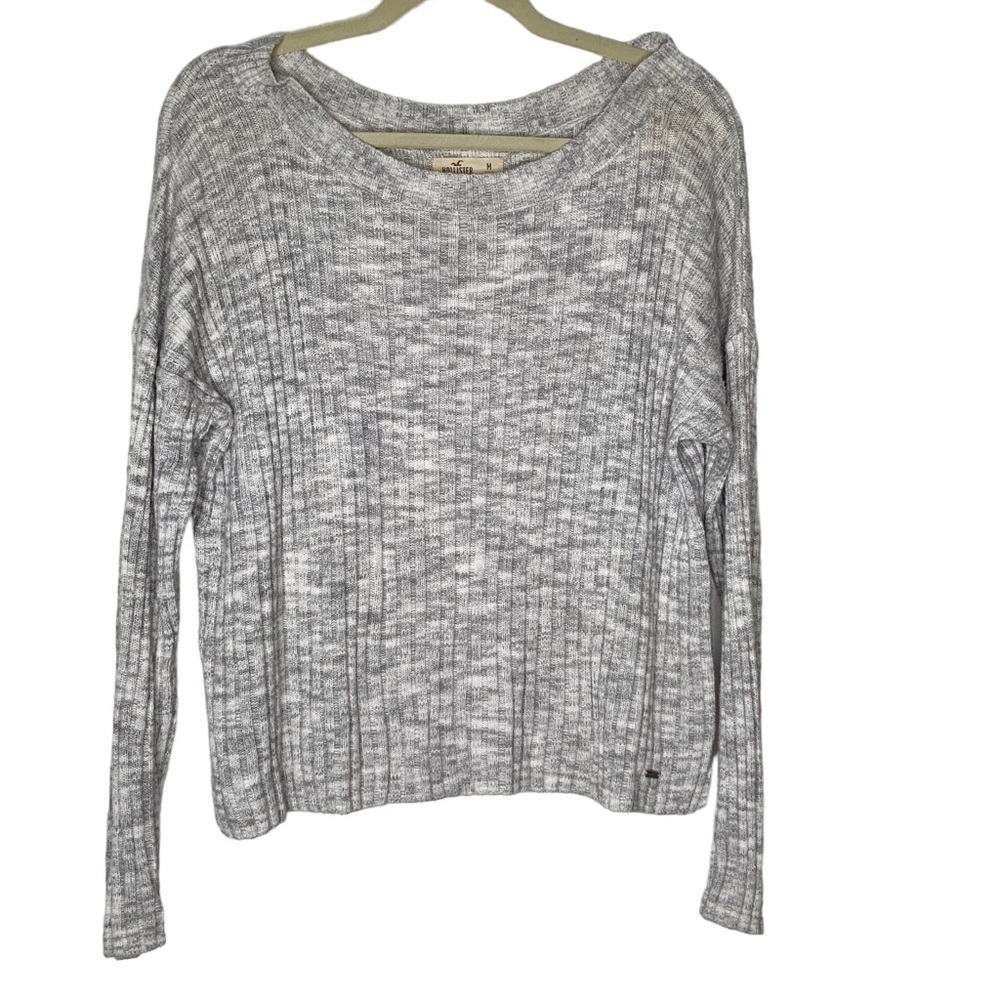 HOLLISTER light grey wide neckline sweater. Size M